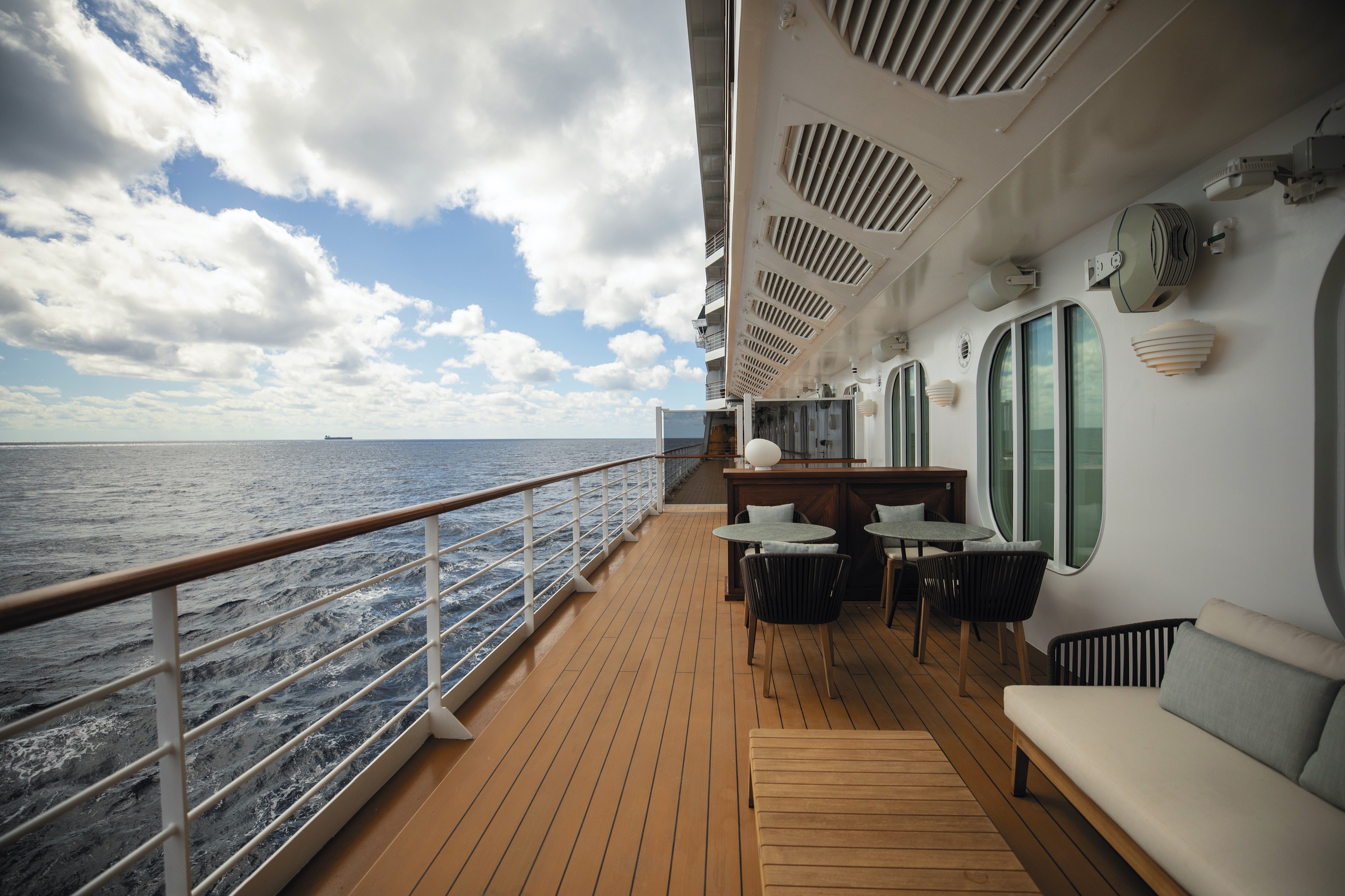 Seven Seas Splendor - Coffee Connection